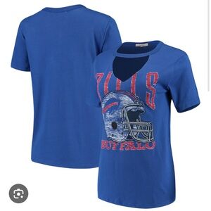 Women’s EUC Buffalo Bills Junk Food Royal Fashion Cut Out V Neck T shirt Size M